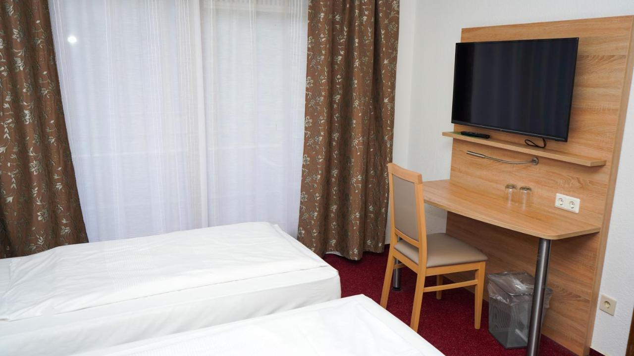 Itm Hotel Deutsches Haus Hamburg Bagian luar foto