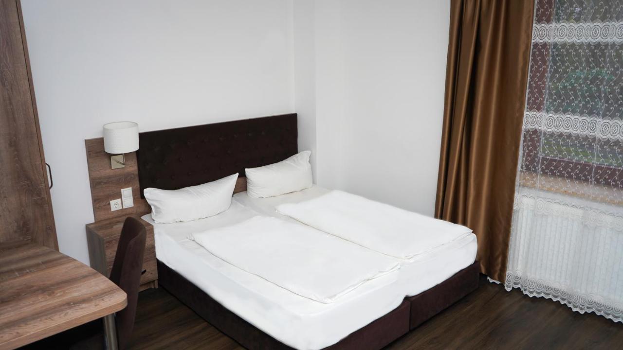 Itm Hotel Deutsches Haus Hamburg Bagian luar foto
