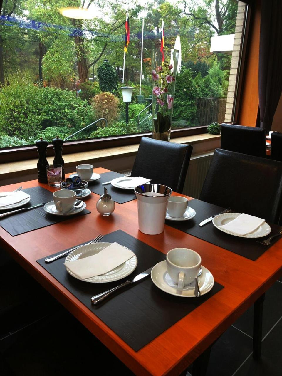 Itm Hotel Deutsches Haus Hamburg Bagian luar foto
