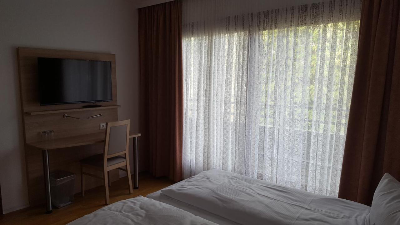 Itm Hotel Deutsches Haus Hamburg Bagian luar foto